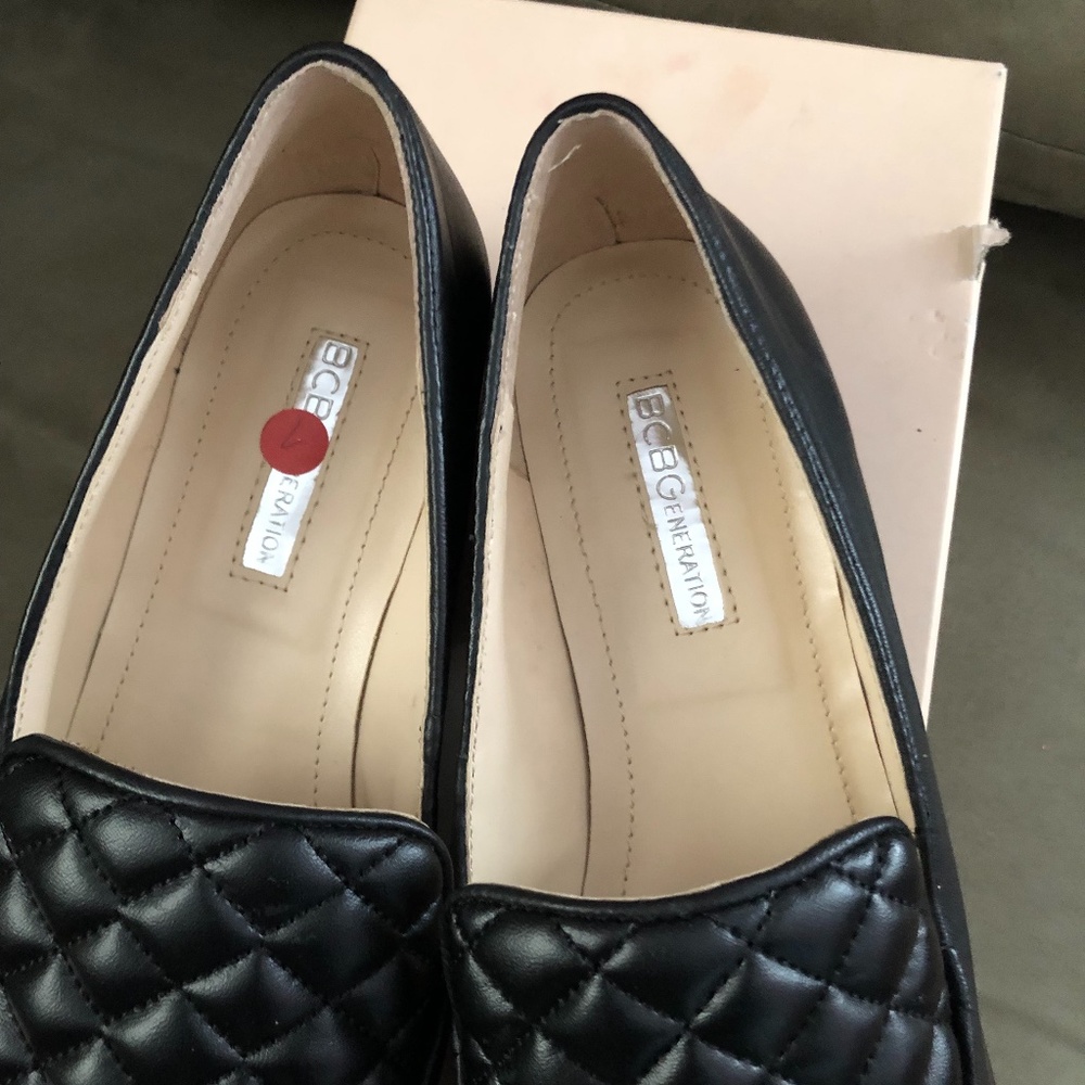 New with box BCBGeneration black soft leather quilted loafers size 7